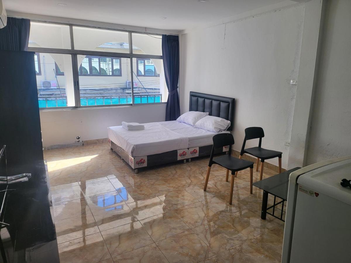 The Nest Aparthotel Pattaya Buitenkant foto
